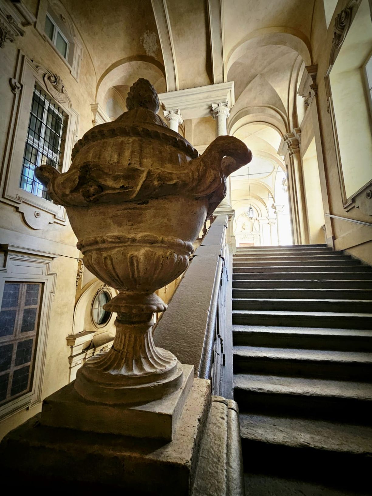 Particolare dello scalone che conduce al Piano Nobile
