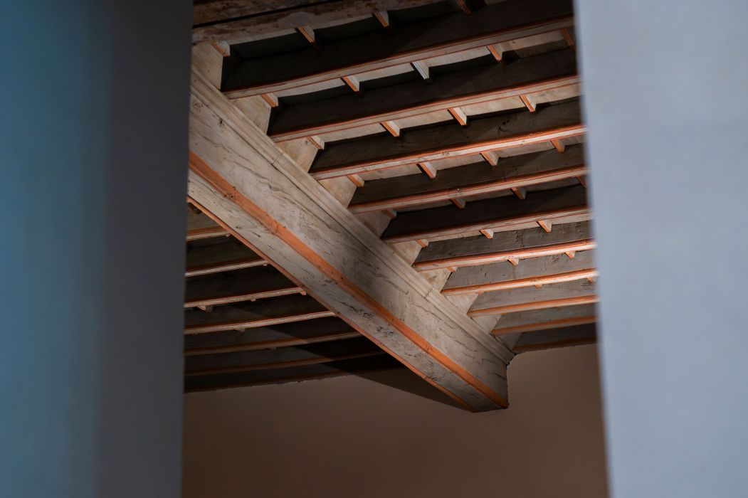 Particolare soffitto a cassettoni modello Versailles all'interno di Palazzo Saluzzo PAesana